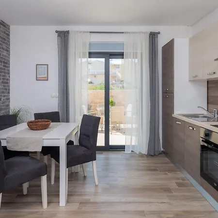 Apartmán Emma Pag *