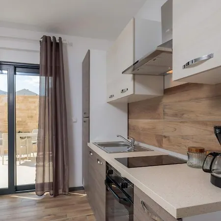 Emma Pag Apartmán