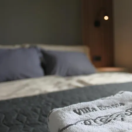 Emma Pag Apartmán *